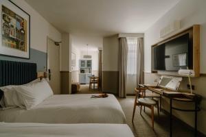 Superior Queen Room room in Club Quarters Hotel Gracechurch