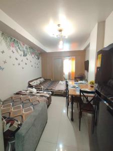 Staycation In front of Mall of Asia Triple M