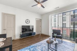 Urban Stylish One Bedroom Unit