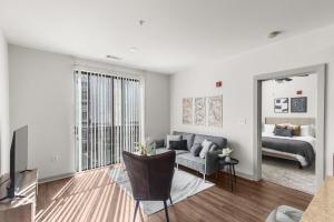 Cityscape Haven Fully Equipped 2BR Unit with Pool