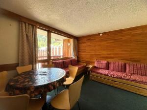 Résidence Carroley A - Agréable appartement · Centre station · Balcon MAE-3594