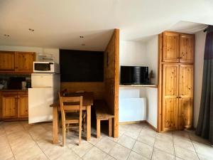 Résidence Les Glaciers 3 - Appartement chaleureux · Proche des pistes · Vue pistes MAE-3592