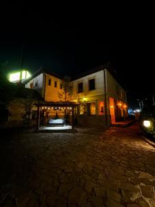 IRIS BOUTIQUE - 4Star Bed & Breakfast Residence in Vatra Dornei