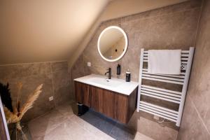 Appartements Eden Room - Luxe, Balneo & Sauna : photos des chambres
