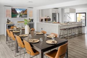 Casa Citrus Modern Old Town Escape