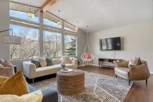 Timber Valley I HotTub I PingPong I Sleep 14 I BBQ - Драмгеллер