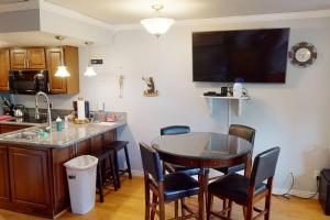 President Studio Pool-Spa Ski-in out Gym, Sauna, Laundry, BBQ