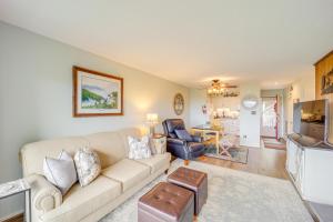 1 Mi to Ski Lifts Sugar Mountain Condo