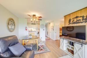 1 Mi to Ski Lifts Sugar Mountain Condo