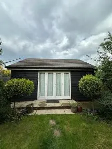 Modern Studio - Chesterton