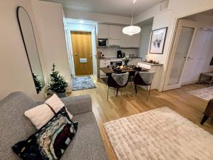 Luxury suite with private sauna free parking