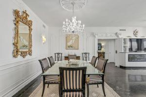 Shoreline Towers 1122