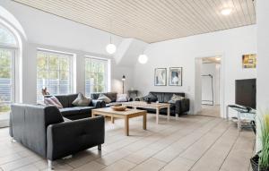 7 Bedroom Lovely Home In Ulfborg