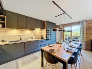 Appartements Appartement neuf 4 chambres proche Lac Bio, parking, wifi - FR-1-560-108 : photos des chambres