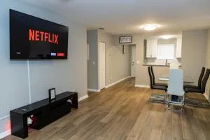 Cozy and Modern Vacation Home - Highland Lakes