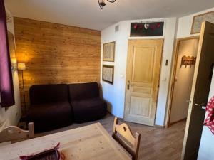 Appartements Studio cosy 4 pers, centre station, face pistes, skis aux pieds - FR-1-445-208 : photos des chambres