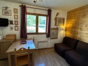 Appartements Studio cosy 4 pers, centre station, face pistes, skis aux pieds - FR-1-445-208 : photos des chambres