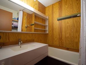 Valmorel: Appt 32m², skis aux pieds, balcon, casier à skis - FR-1-356-486