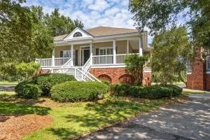 Sue's Way at Peace Vacations villa by Peace Vacations - Georgetown