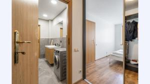 Sv1 Amber Oldtown SELF CHECK-IN by QuarterStays