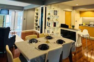 5BRHouse City centre Silom 3min to BTS Saint Louis