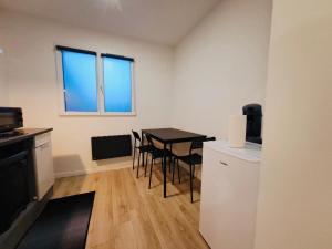 Appartements Studio Cosy Metro 14 Paris : photos des chambres