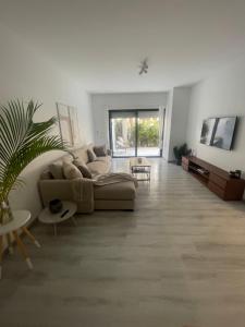 Lakeview Residence