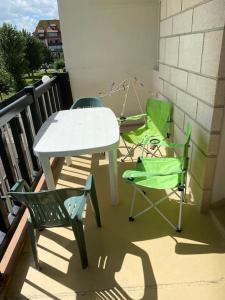 Plein Soleil, Appartement 2 chambres, Balcon et vue mer