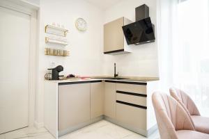 Lux center, 2camere, 2bagni, train station SMN