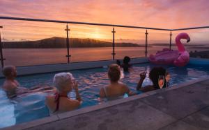 THE VIEW LANGEBAAN LAGOON VILLA WITH HEATED POOL and SOLAR ENERGY