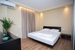 David Center Apartment