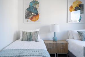 Mounts Bay Stay 2 Bedroom Apt - Free Parking- Pool-Wi-Fi