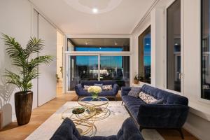 Btqleadingluxurypenthouse&garage