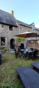 17th century house with swimming pool