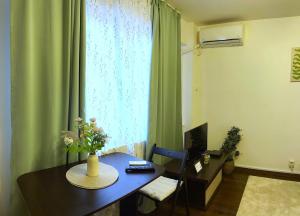 Studio Victoriei - Central Location with AC