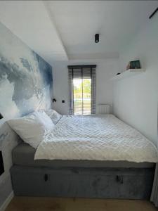 Blue Waves Apartament Trzęsacz z podgrzewanym basenem