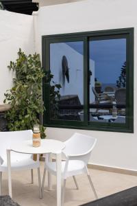 Double Room with Terrace room in El Hotelito Del Golfo