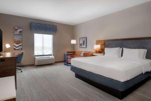 King Room with Sofa Bed - Non-Smoking room in Hampton Inn & Suites Billings West I-90