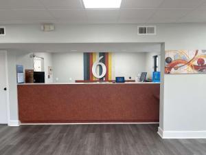 Motel 6 Cleveland, MS – Delta State University