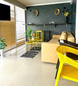 Private pool suites By Day Off