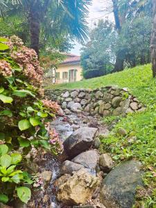 The Dependance of the Villa Isabella Stresa by the little river with private dedicated parking