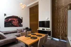 Grand Loft Residence, Albatross 9 18 - Апсуціємс