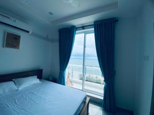Blue Star Apartments