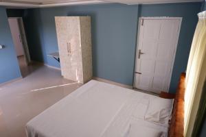 Haya Residency