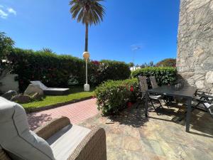 Puerto Rico duplex with community pool close to the beach