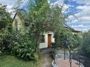 Old Fortress Garden Studio