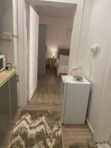 شقة فاخرة غرفة نوم وصالة