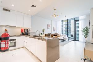 Captivating 2BR Apartment in District One Phase III, Mohammed Bin Rashid Al Maktoum City