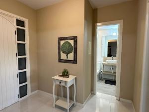 3 Qtos e 3 banheiros com Lareira a 450m da RUA COBERTA na BORGES