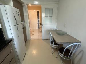 3 Qtos e 3 banheiros com Lareira a 450m da RUA COBERTA na BORGES